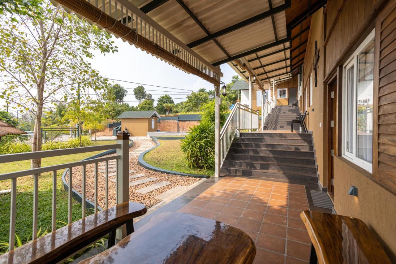 Johns Village Kochi 外观 照片